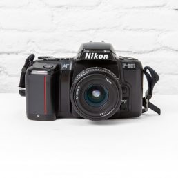 Camara analógica NIKON F601