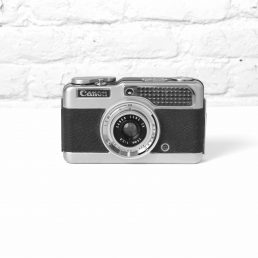 Canon Demi 28 mm f/2.8 analogica Half Frame