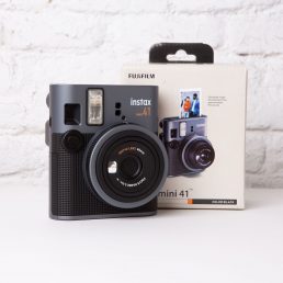 cámara instantánea Fuji Instax Mini 41