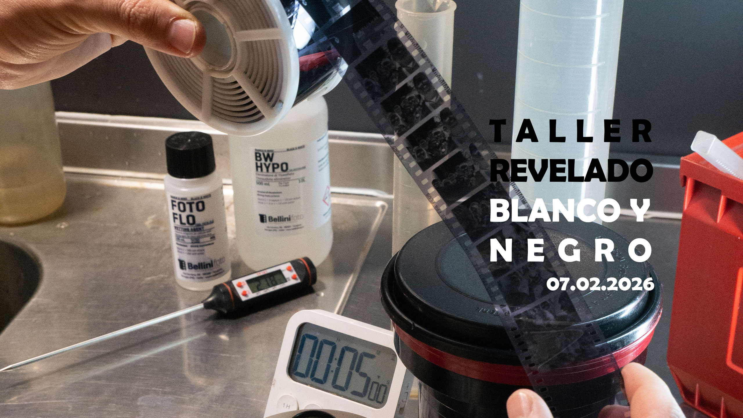 REVELADO-BLANCO-Y-NEGRO-TALLER